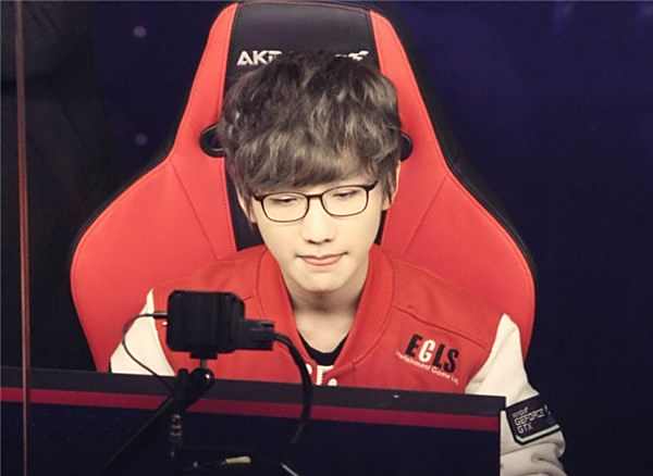 席尔瓦达成 席尔瓦达成