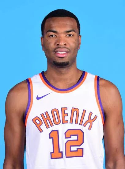 许多球迷纷 许多球迷纷